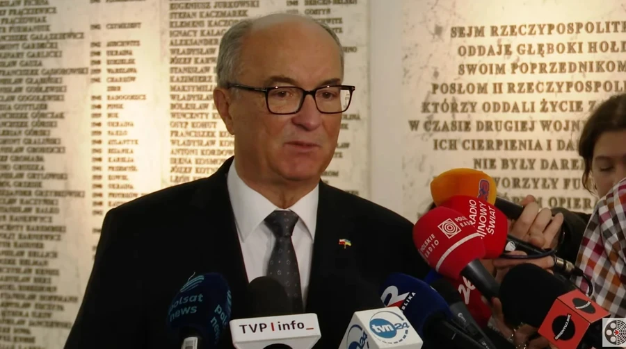 Спікер Сейму Польщі Влодзімеж Чажастий під час виступу