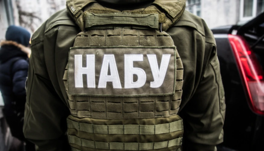 Невідомі чоловіки (фігуранти аудіозаписів НАБУ) обговорюють гроші, «чотири мішки» та Офіс Президента